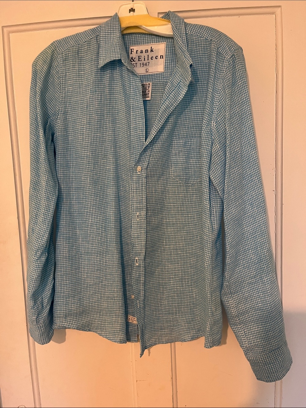 Frank & Eileen Linen Button Down Shirt